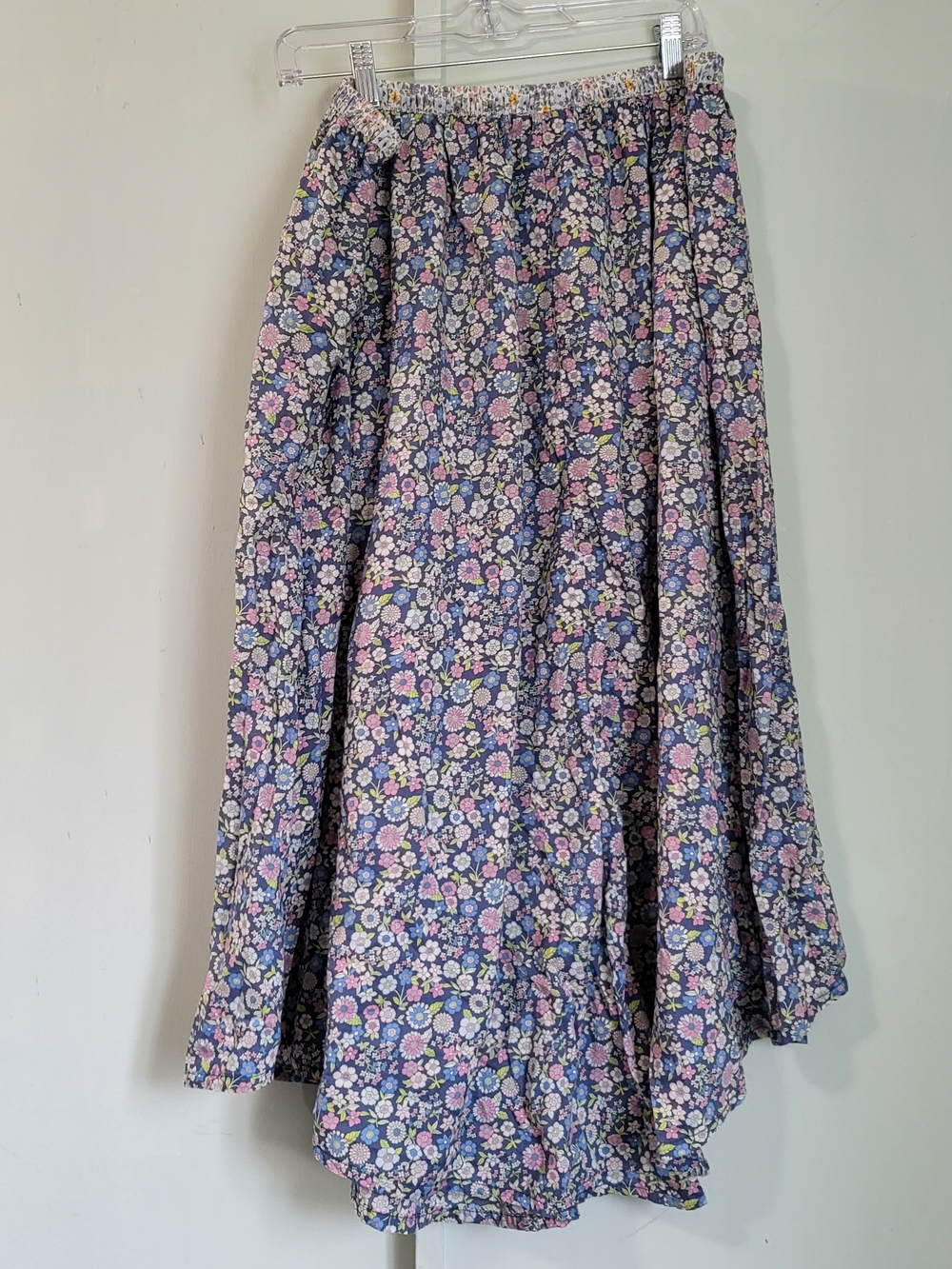 American Eagle Outfitters Floral Maxi Skirt in Navy, Pink & Cream - Picture 2 of 5